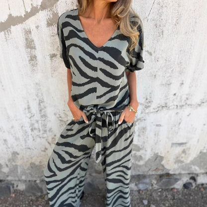 Damesset met zebraprint V-hals, top en broek